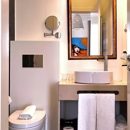 Jardim Da Lapa By Shiadu ליסבון